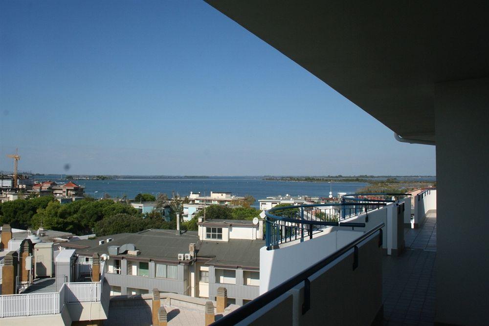 Apart Hotel Atlantic Grado Exteriör bild